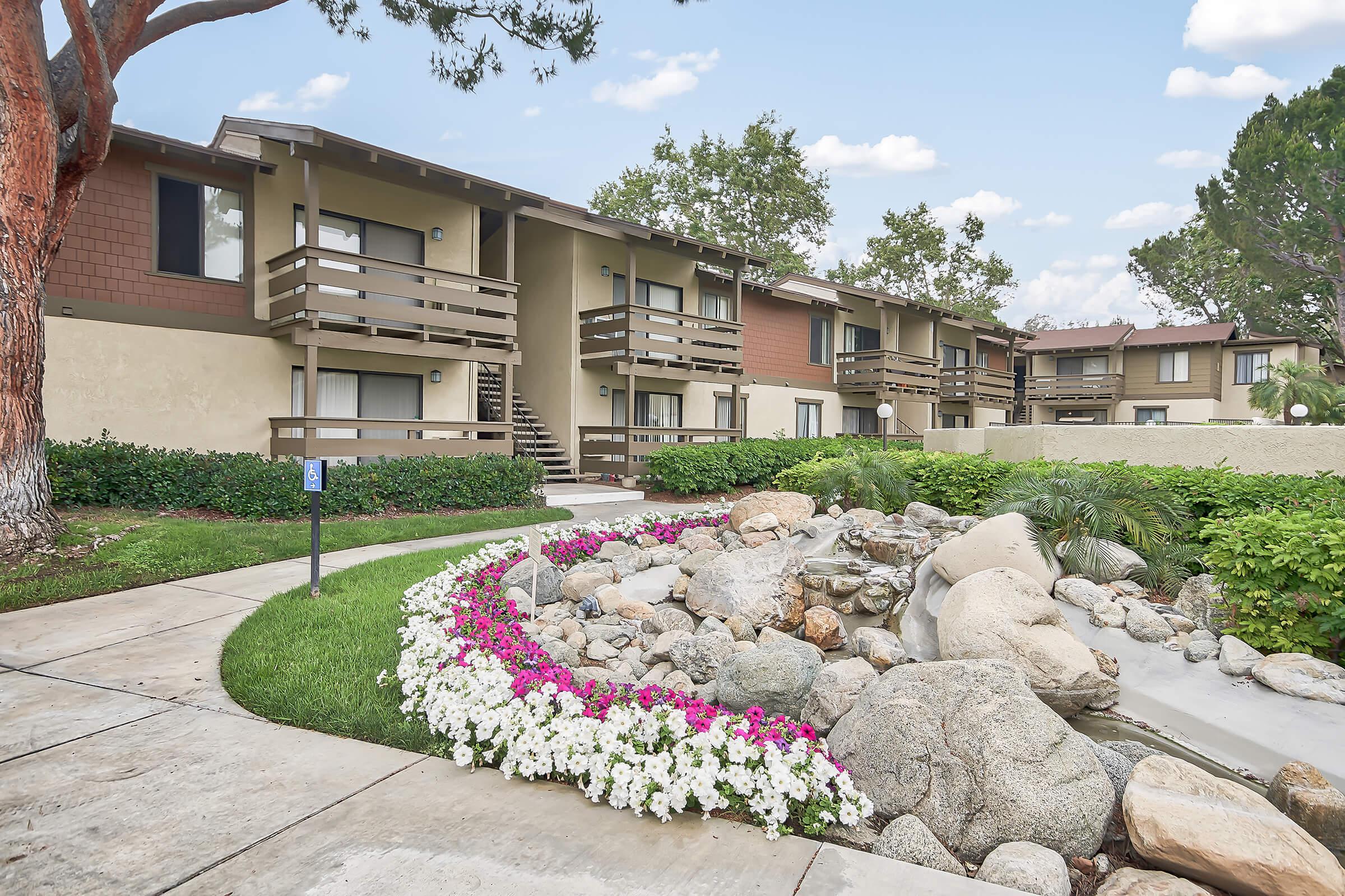 Raintree Apartment Homes Photo Gallery